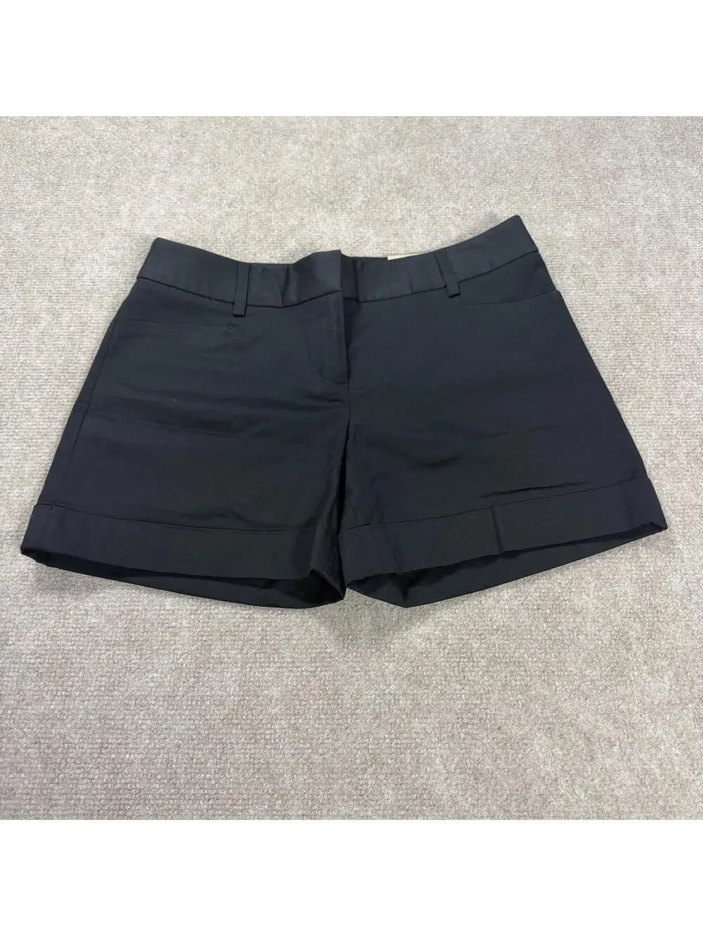 Express Editor Mid Rise Cuffed Dress Shorts Black NWT - Size 2